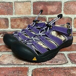 KEEN Kids SIze 4 Newport H2 Shoes, Purple, Water-shoes, Unisex